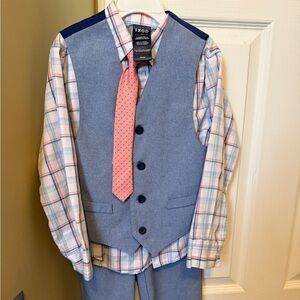 Boys Size 6 Light Blue Suit with Coral Tie